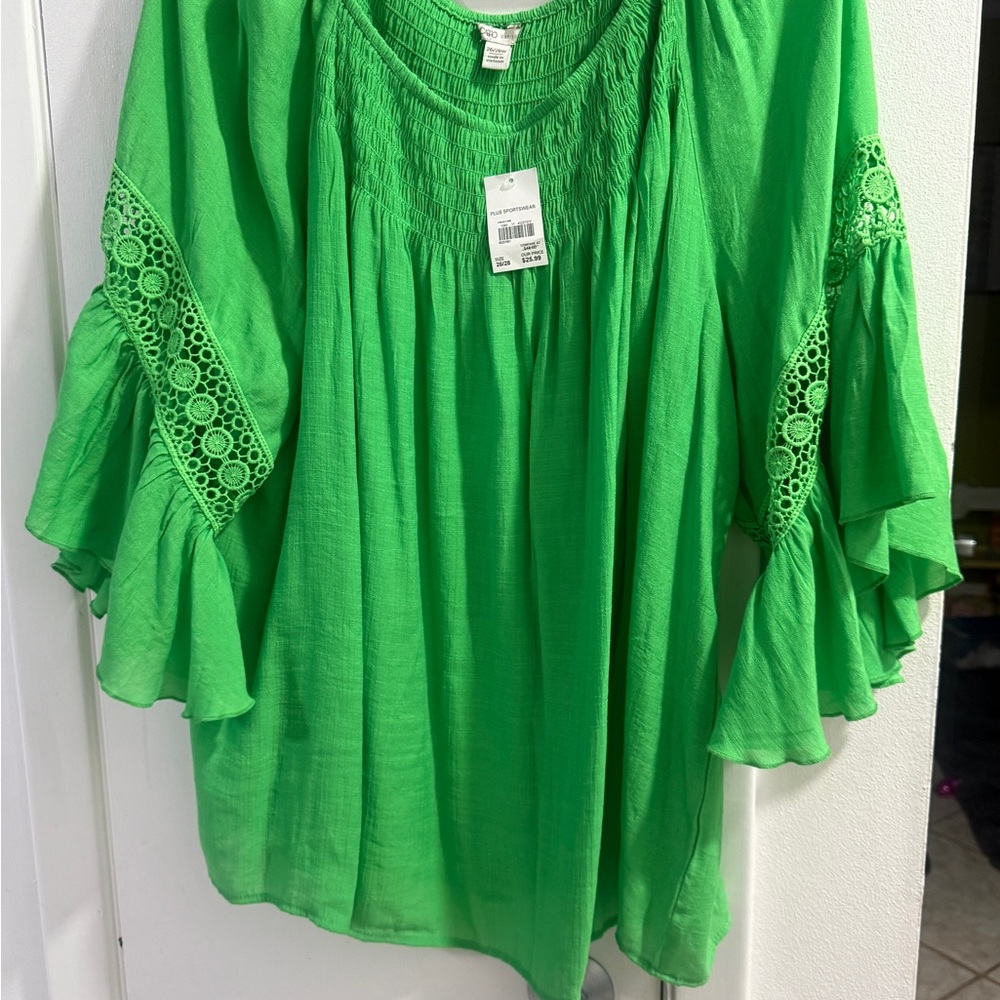 Cato Vibrant Green Blouse with Lace Accents